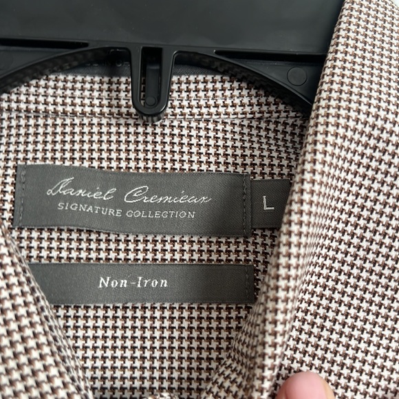 button down - Picture 3 of 5